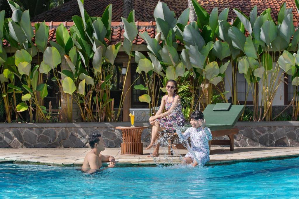 Sunrise Beach Hotel Pangandaran Eksteriør bilde